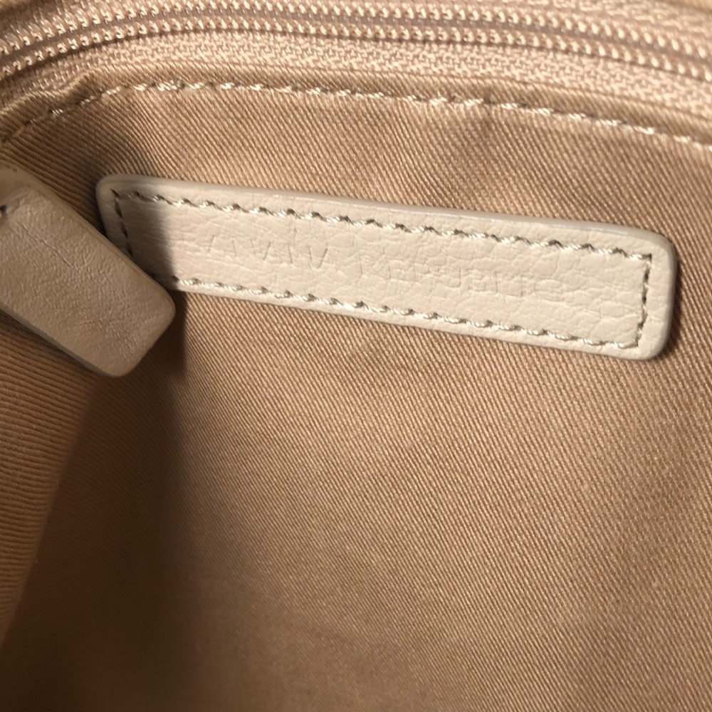 Banana Republic Clutch - Picture 6 of 8